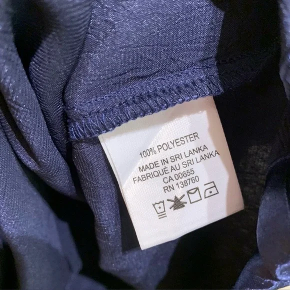 Elegant Blue Satin Top - Picture 9 of 10